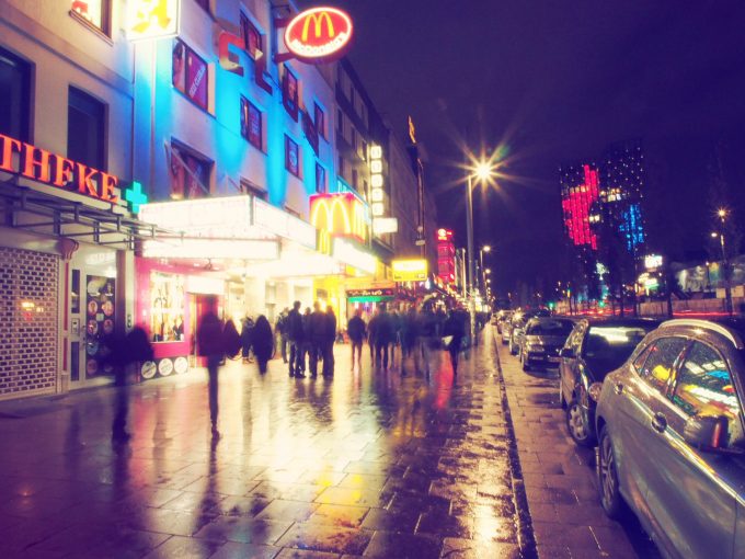 Die-Reeperbahn-schlaeft-©-Florian-Schleinig