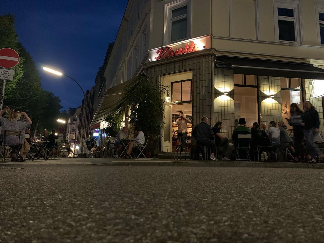 Genug Platz für deine Freunde und dich: Das Knuth | Mit Vergnügen Hamburg