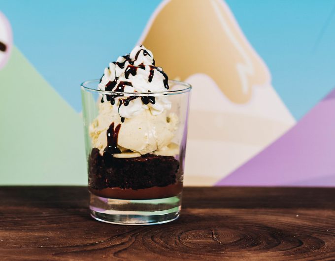 Heiße Idee für kalte Zeiten: frittiertes Eis bei Schlecks in Ottensen ...