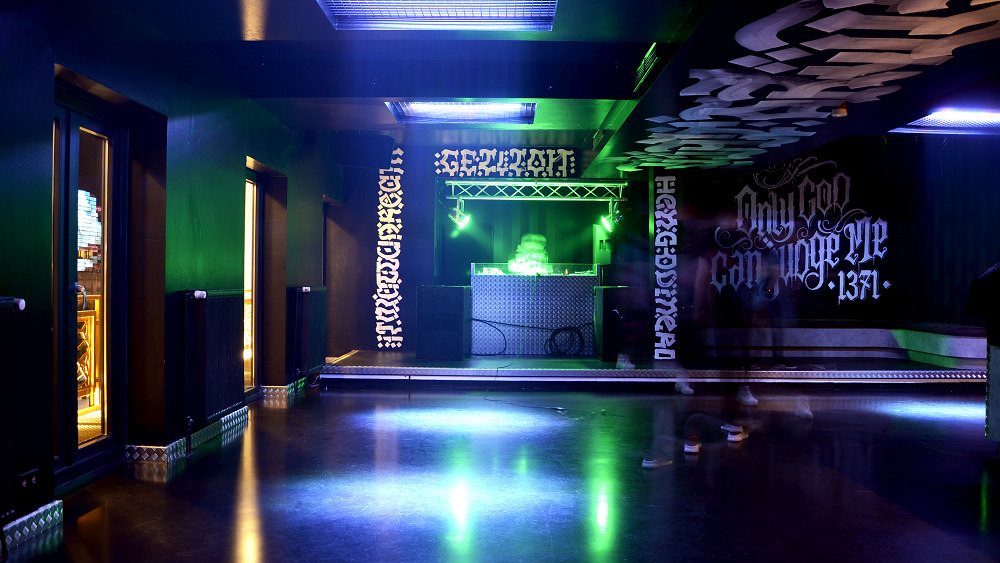 Mittwoch, 30.01. Pudel in Chains 3 Chains Mit Vergnügen Hamburg