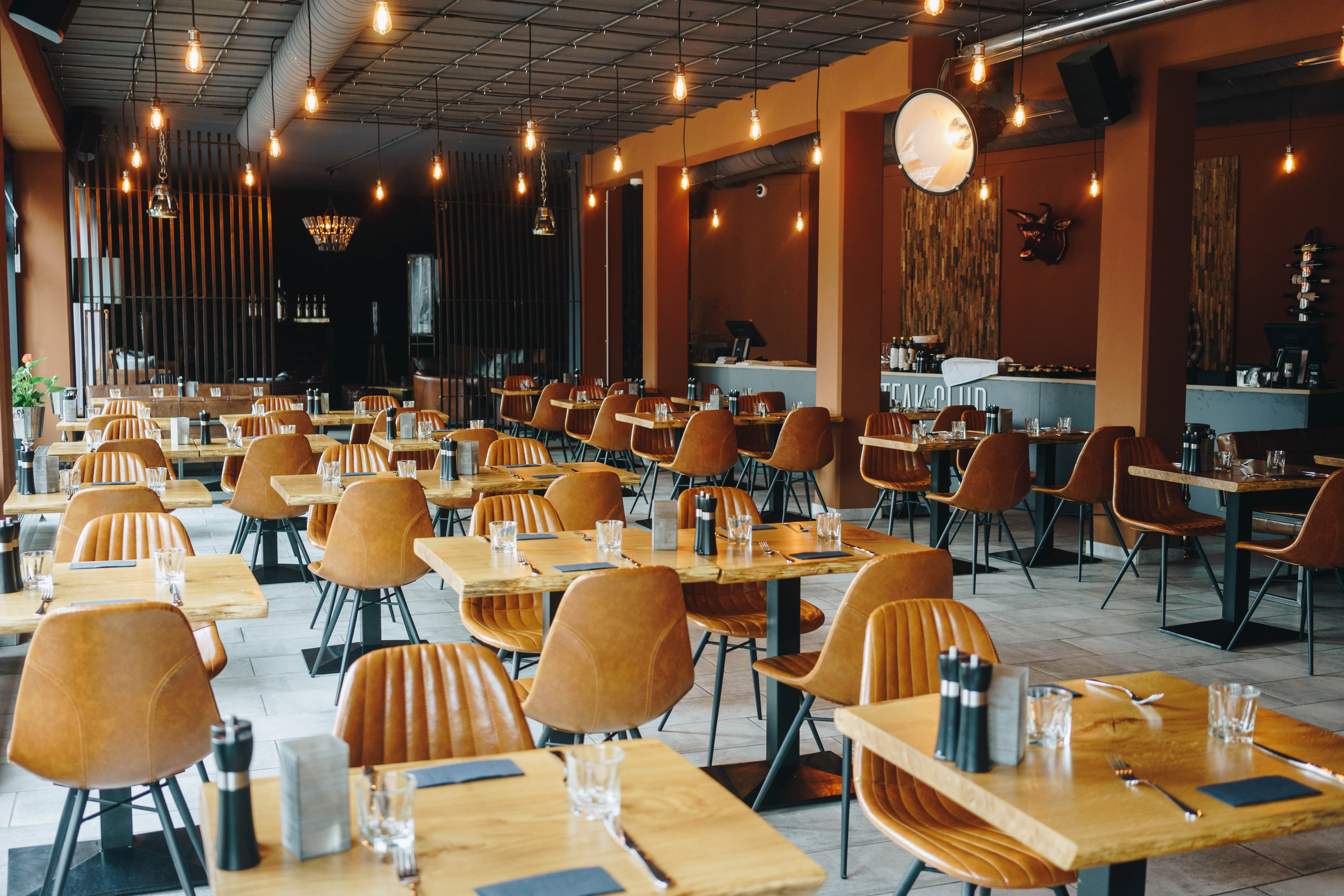 Feine Steaks und gute Drinks im Steak Club by Most Wanted Mit