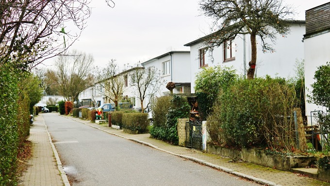 Julius-Vosseler-Straße
